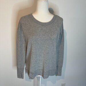 Athleta Gray Long Sleeve Acitve Wear Shirt size XS